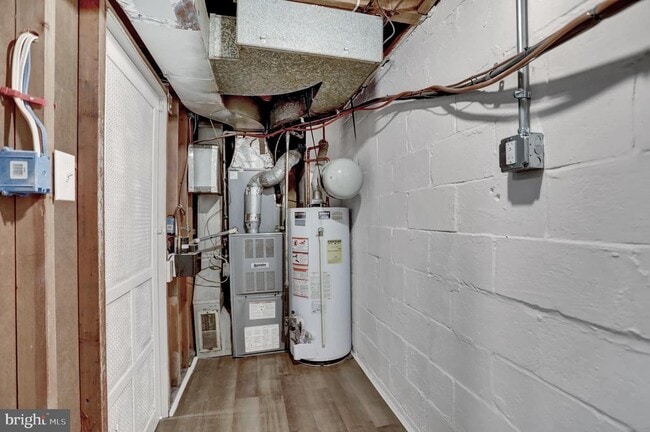 Building Photo - 2857 Plainfield Rd