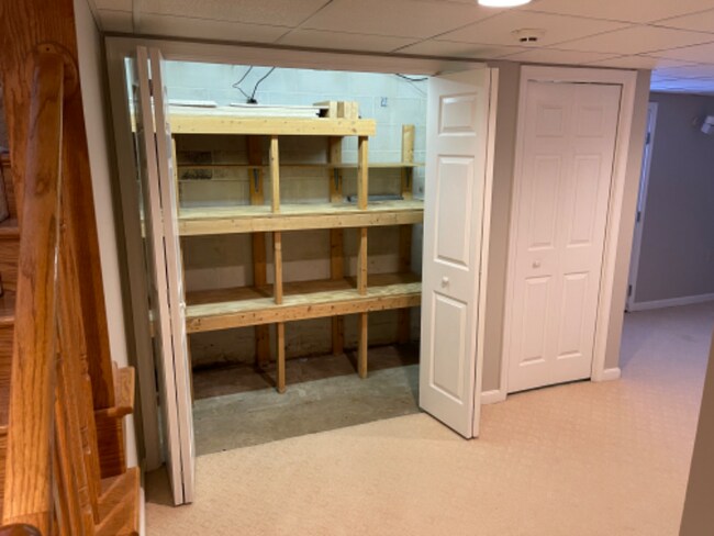 Building Photo - 17321 Amber Dr