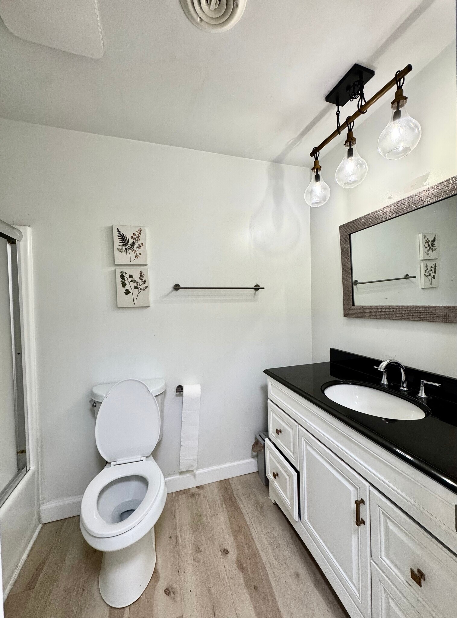 Bathroom - 1316 Graycreek Ln