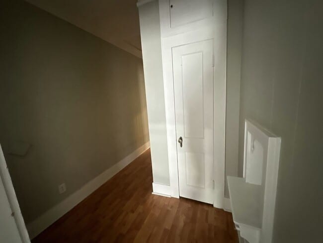 Building Photo - Cozy 2 bedroom 1 bath duplex