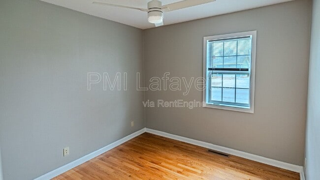 Building Photo - 2454 Poplar Ln