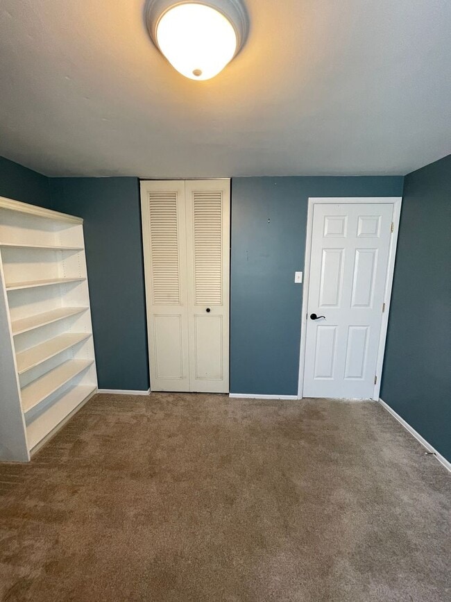 Building Photo - 120 Scottsdale Dr