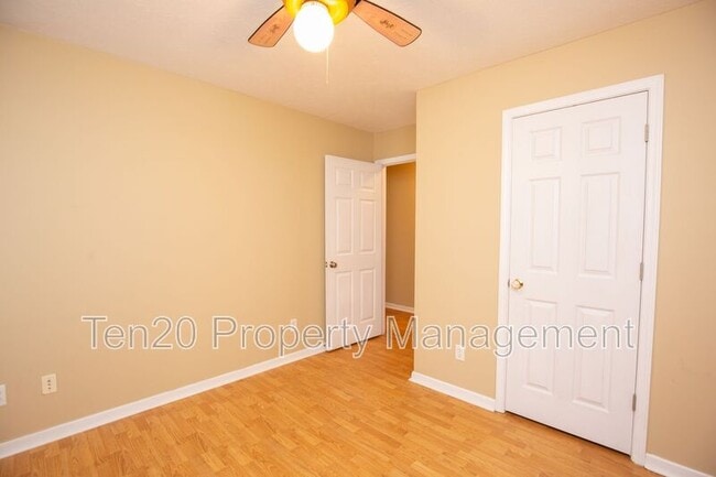 Building Photo - 4067 Arrel Dr