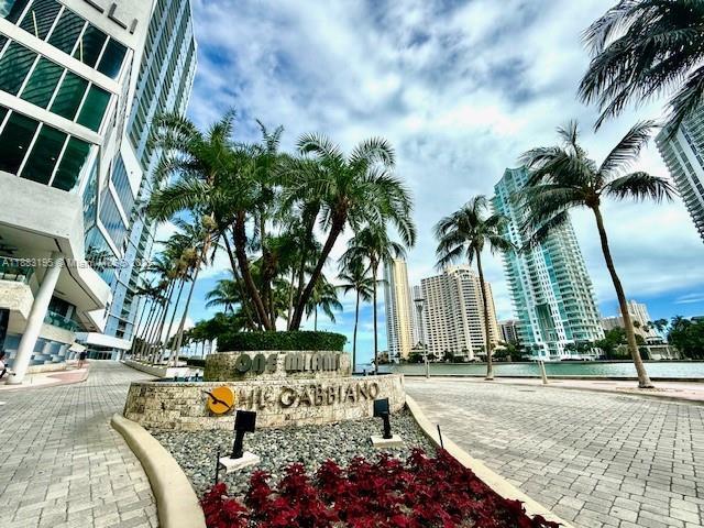Building Photo - 325 S Biscayne Blvd