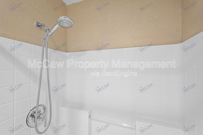 Building Photo - 2319 Great Light Dr