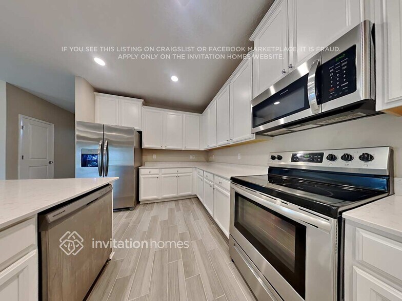 Building Photo - 7539 Chervil St