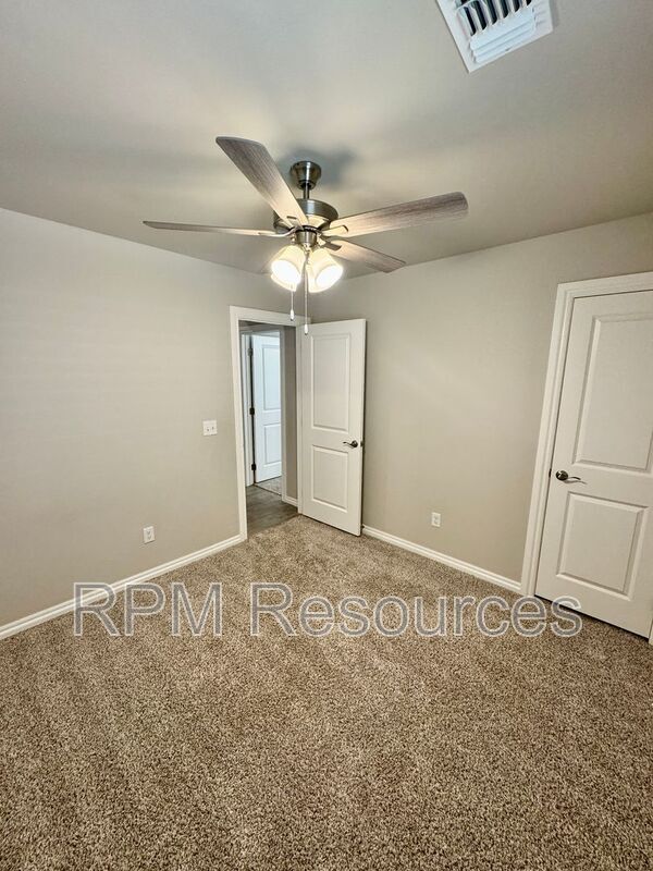 Building Photo - 8401 NW 162nd St
