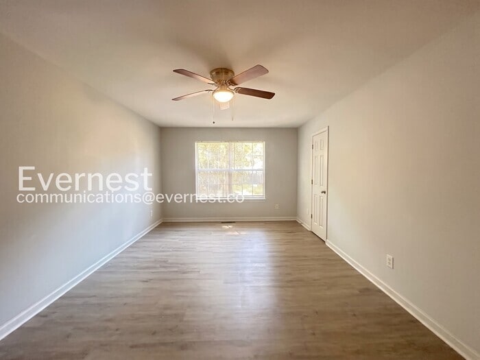 Building Photo - 1533 Northcut Ct