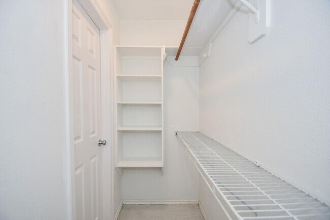 Building Photo - 21031 Stoney Haven Dr