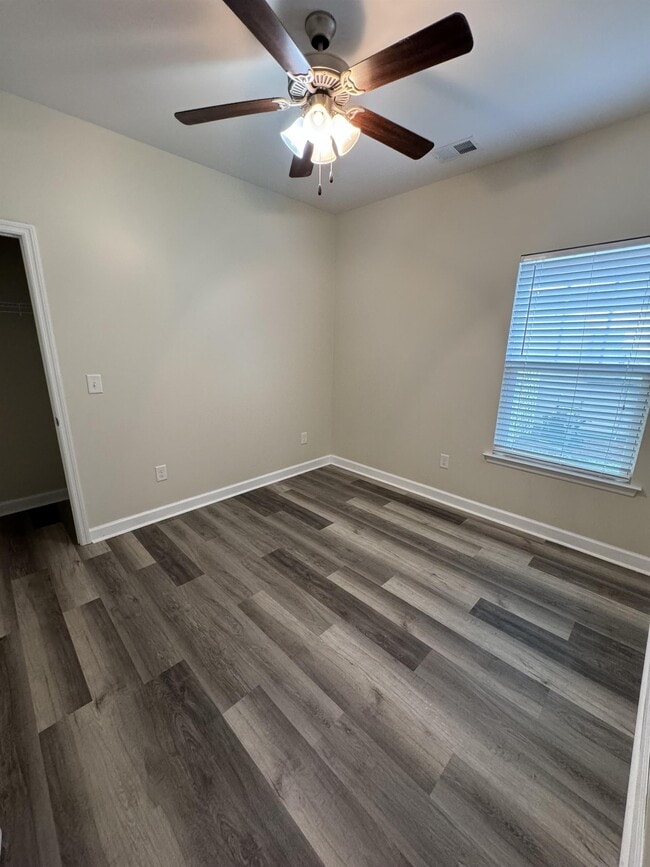 Building Photo - 6737 Wisteria Dr