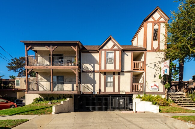 Primary - Red Lion Apartments