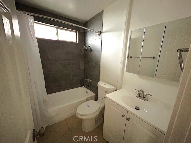 Building Photo - 37111 Cathedral Canyon Dr