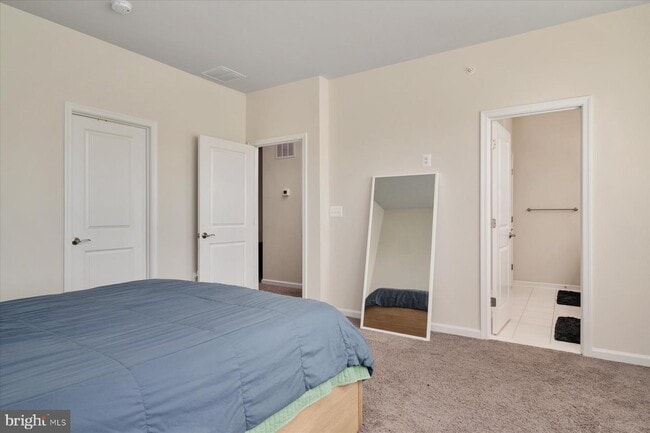 Building Photo - 3351 Pitch Pine Dr