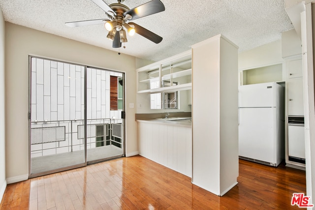 Building Photo - 941 N San Vicente Blvd
