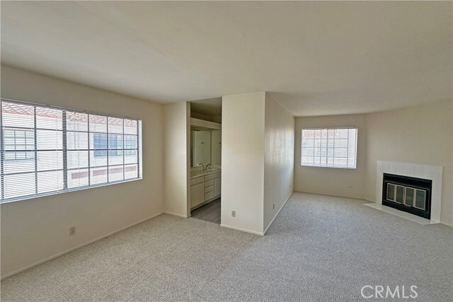 Building Photo - 2931 Plaza del Amo
