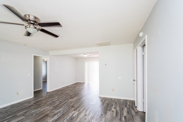 Building Photo - 241 Braewick Rd