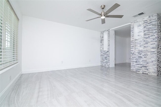 Building Photo - 1101 Sandestin Way