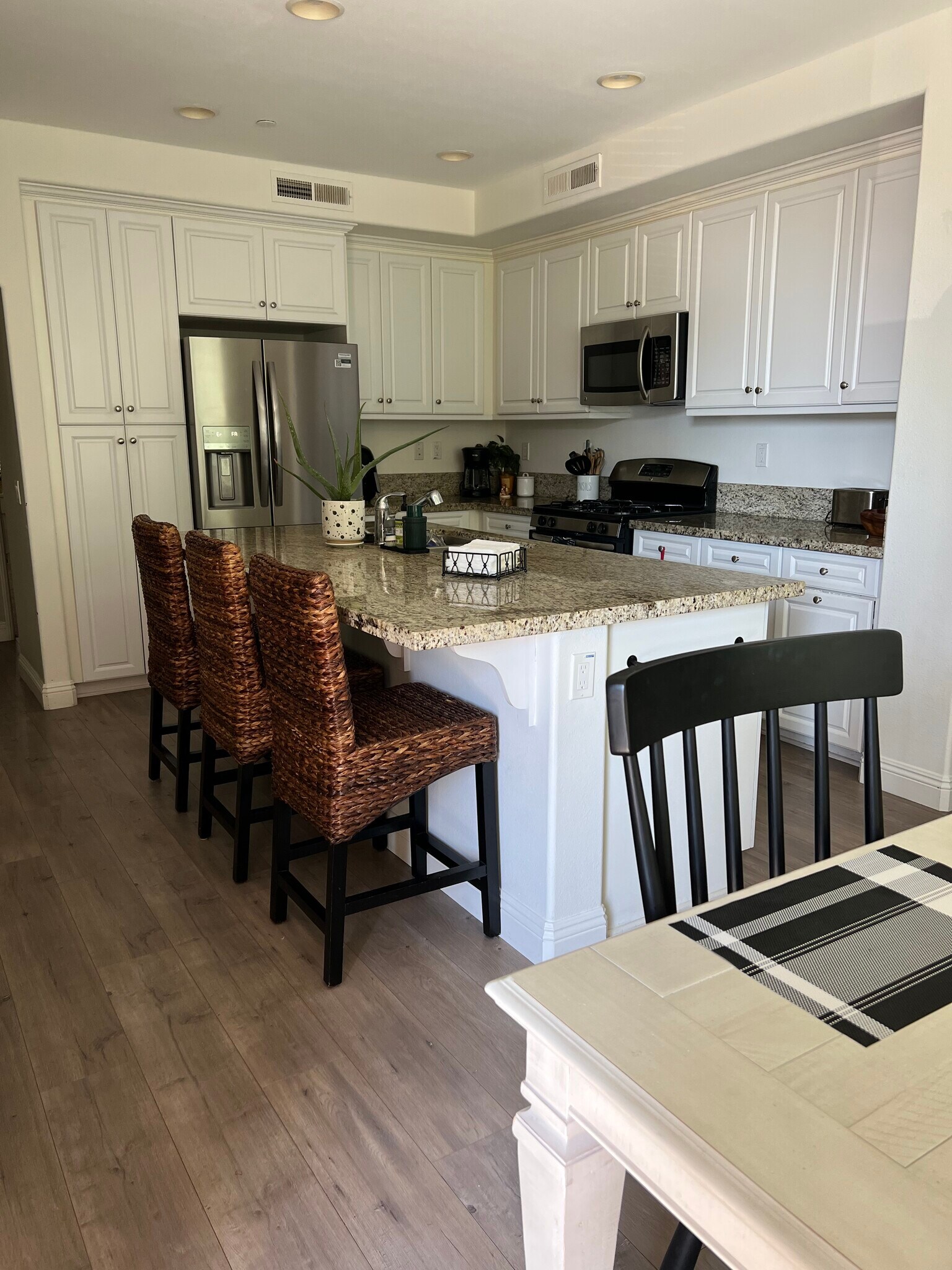 Building Photo - 23 Quinn Way