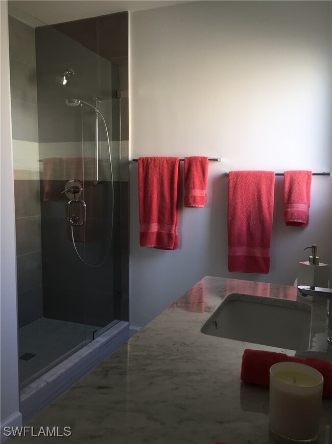 Building Photo - 7800 Emerald Cir