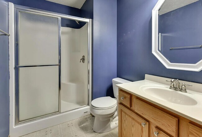 Building Photo - 7910 Redick Ave