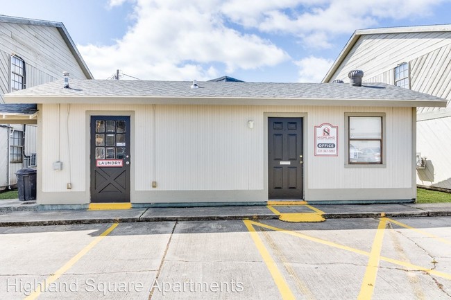 Building Photo - 921 Vermillion Square