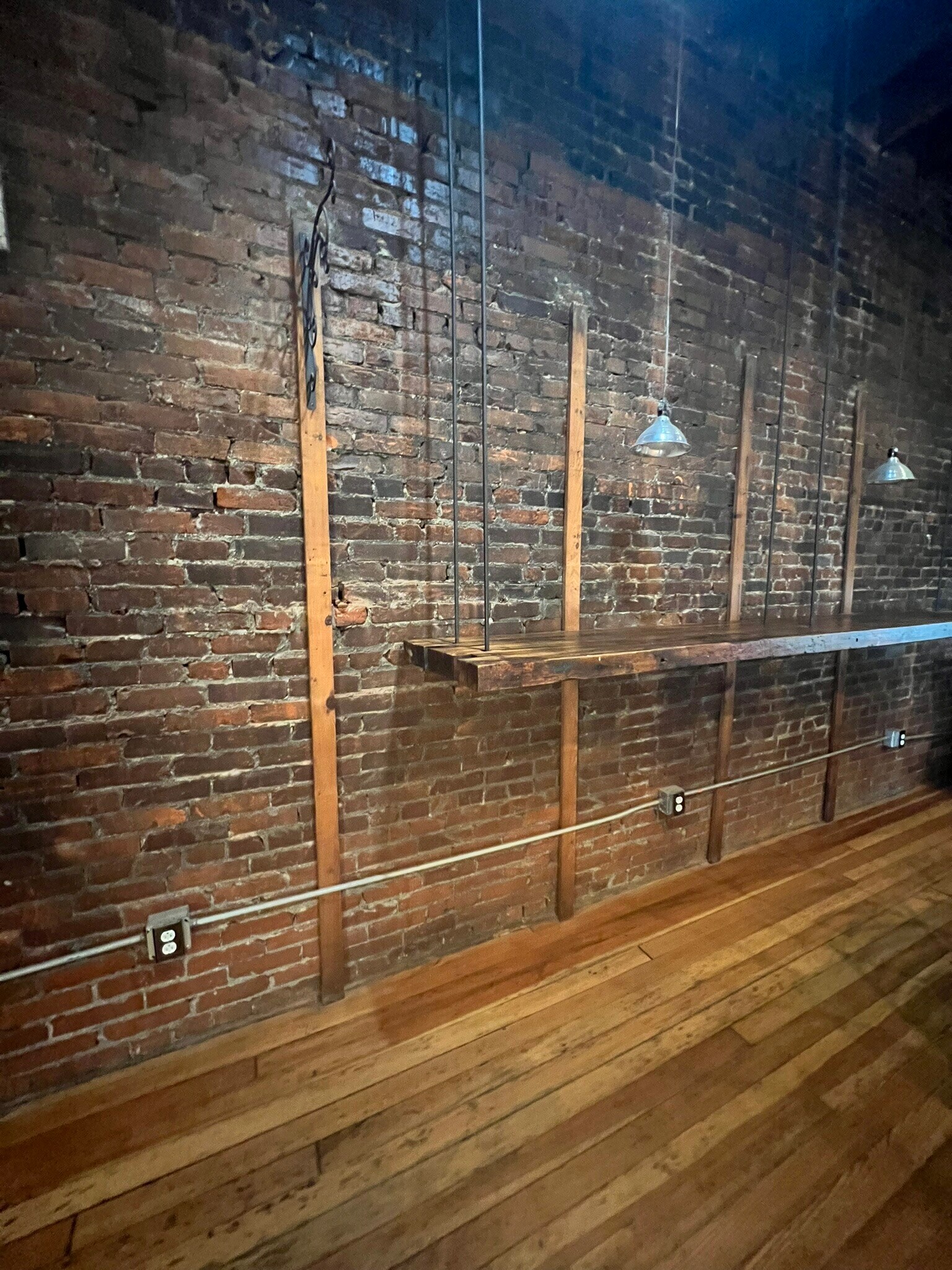 Brick wall - 921 Broad St