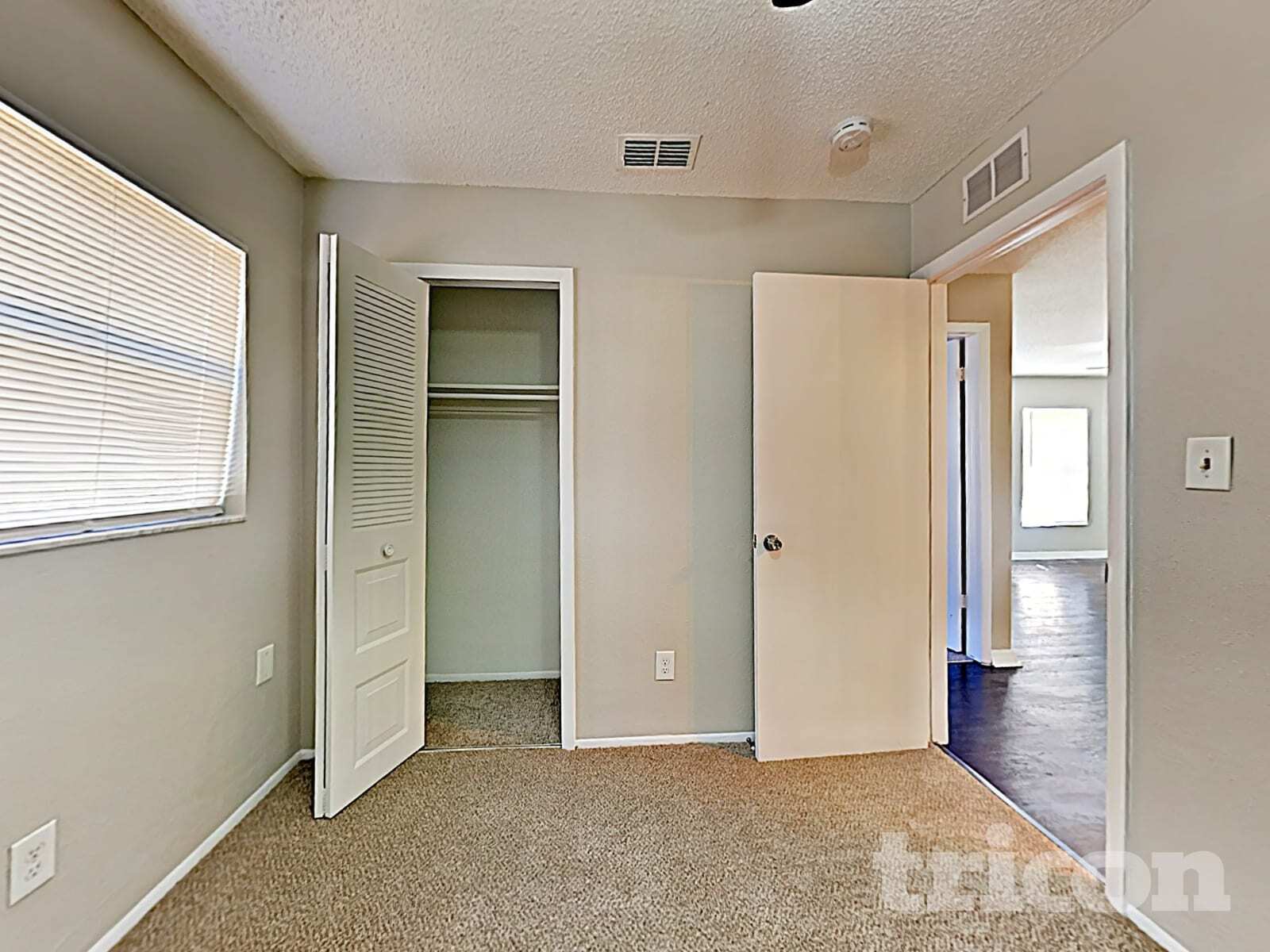 Building Photo - 816 Centerwood Ct