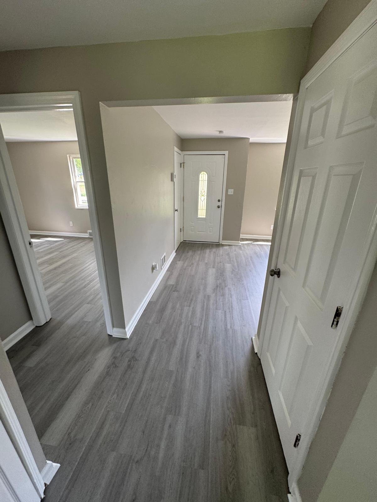 Building Photo - 4527 Channing Ln