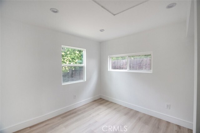 Building Photo - 10041 Leona St