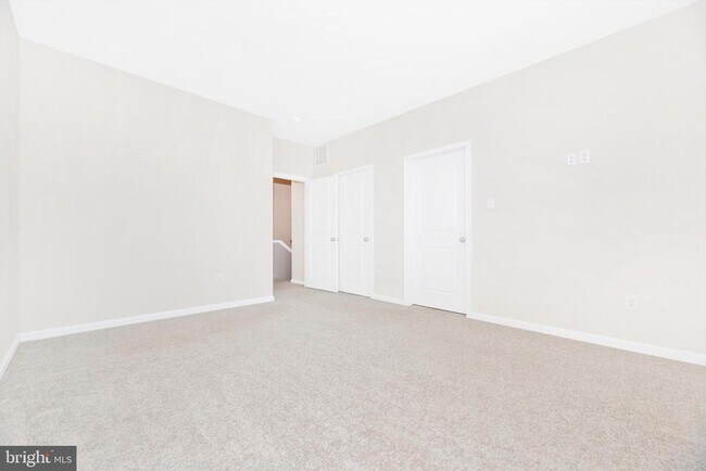 Building Photo - 5050 MacDonough Pl