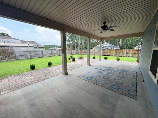Building Photo - 9186 Sunset Dr