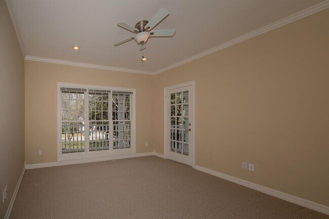 Building Photo - 83 S Longspur Dr