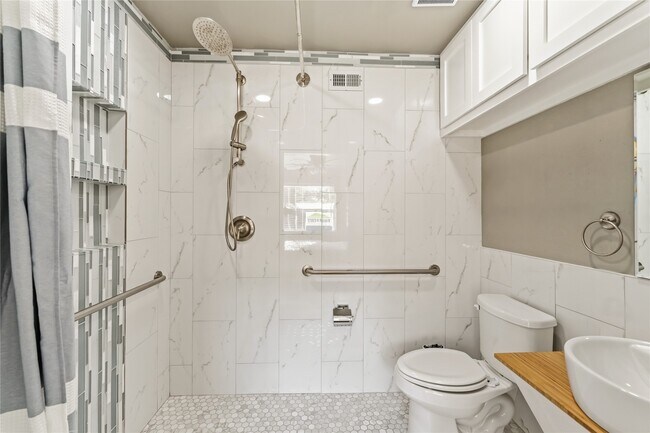 Building Photo - 24527 Appian Ridge