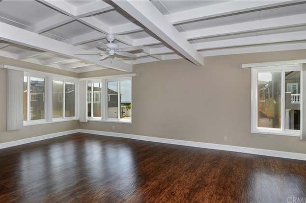 Building Photo - 111 19th St