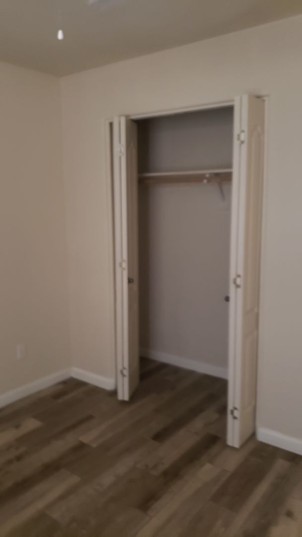 Building Photo - 1336 Vaquero Dr