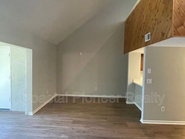 Building Photo - 5020 Puritan Cir
