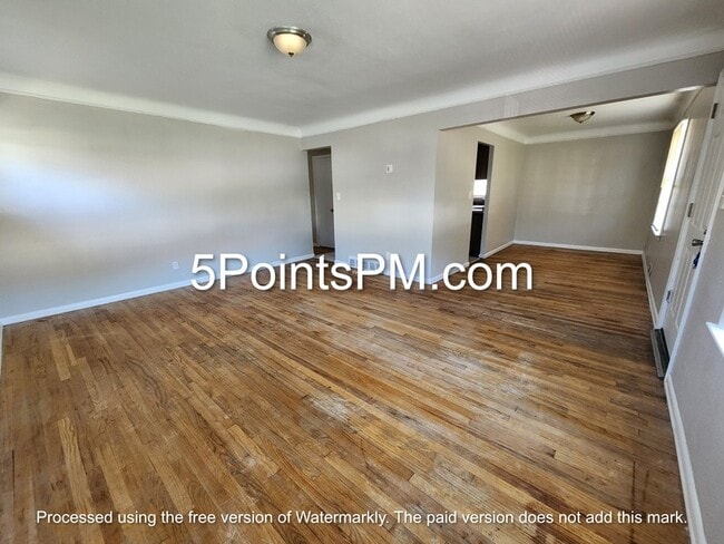 Building Photo - 18312 Hazelwood Ave