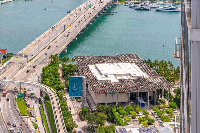 Building Photo - 1100 Biscayne Blvd