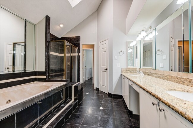 Building Photo - 2122 Paso Rello Dr