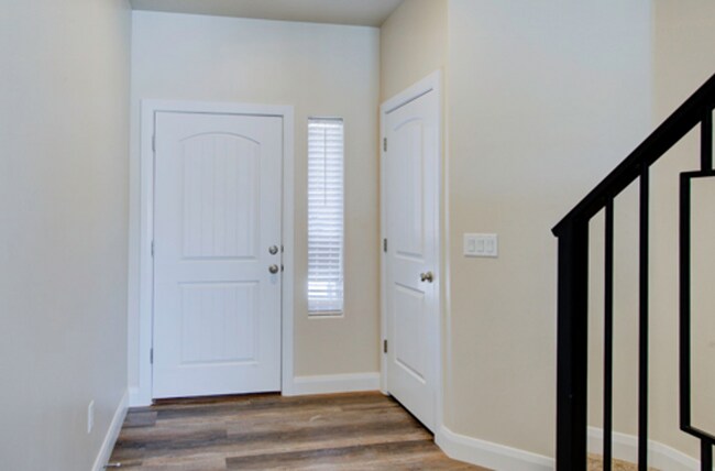 Building Photo - Brand new 3 bedroom, 2.5 bath townhome in Cedar City