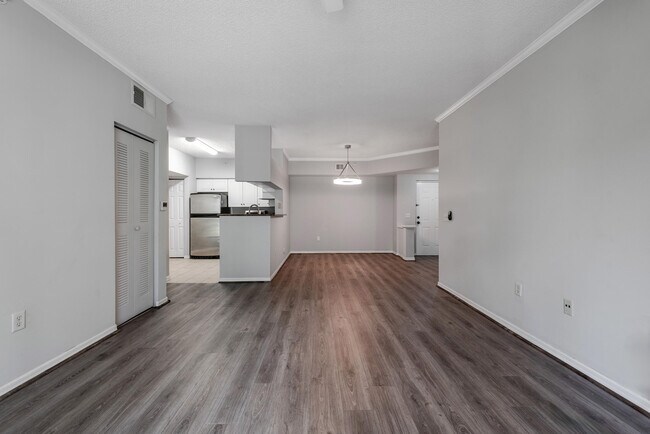 Building Photo - 1106 Tuscany Way