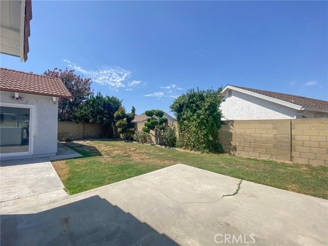 Building Photo - 10427 La Despensa Ave