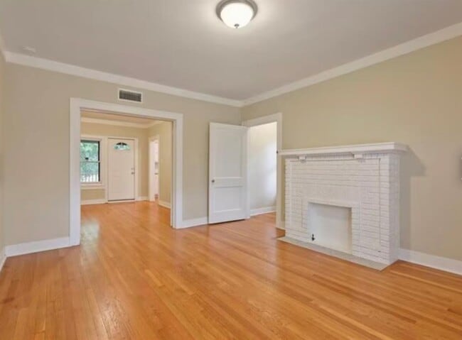 Building Photo - 4018 Garrott St