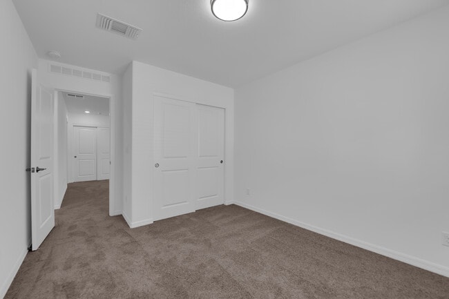 Building Photo - 10263 Estancia Hl St