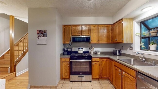 Building Photo - 3 Sterling Pl