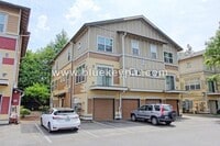Building Photo - 2 Bed, 2.5 Bath Townhome at Woodhaven Crossing in Sherwood