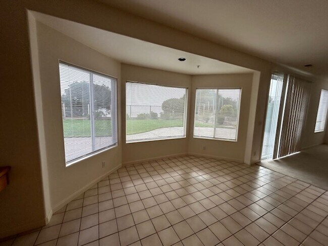 Building Photo - 19535 Cortina Ct