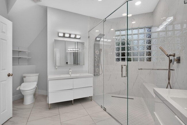 Building Photo - 7087 NW 78th Pl