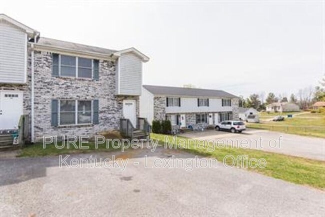 Building Photo - 306 Pigeon Ct