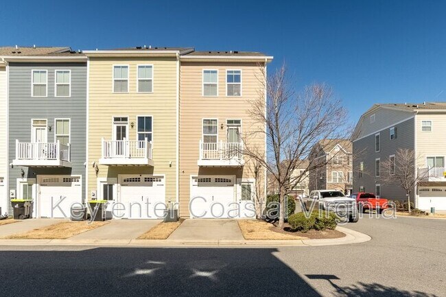 Building Photo - 516 Sloane St